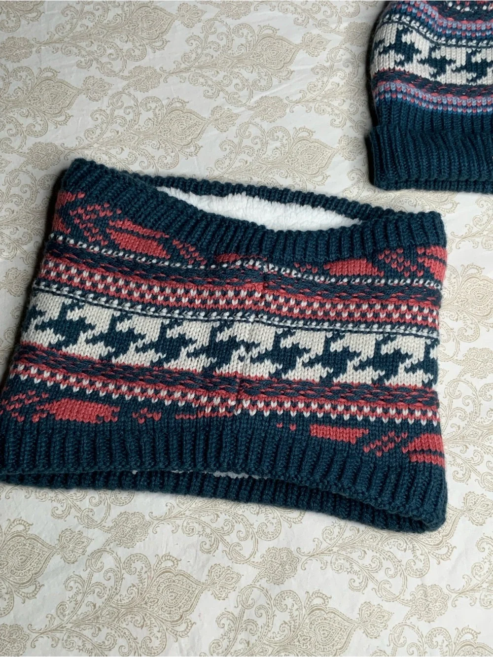 The North Face Fair Isle Beanie & Chunky Tube Scarf Set